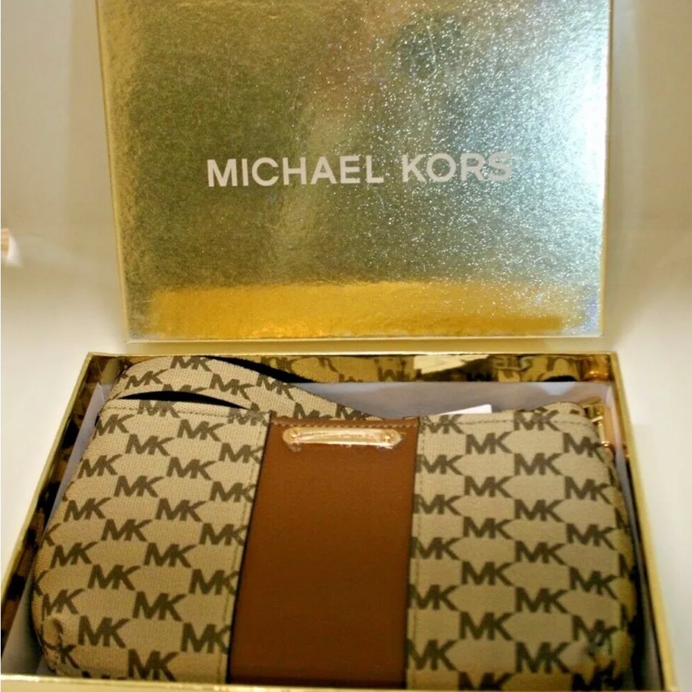 Michael Kors S/M Cambodia Logo Belt Bag New W/Tags 556137CG
